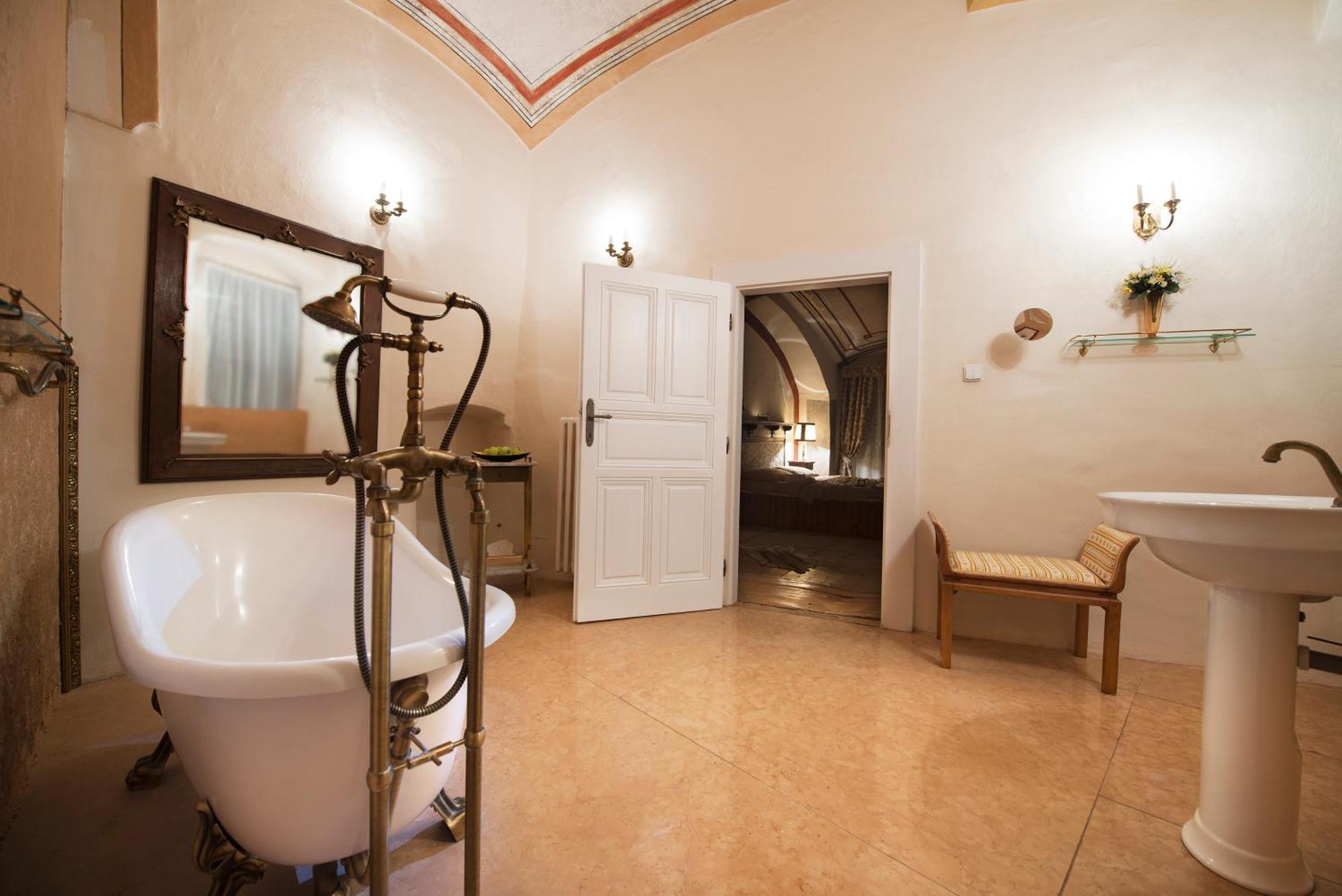 Chateau Grandcastle Liptovský Hrádok Habitación foto