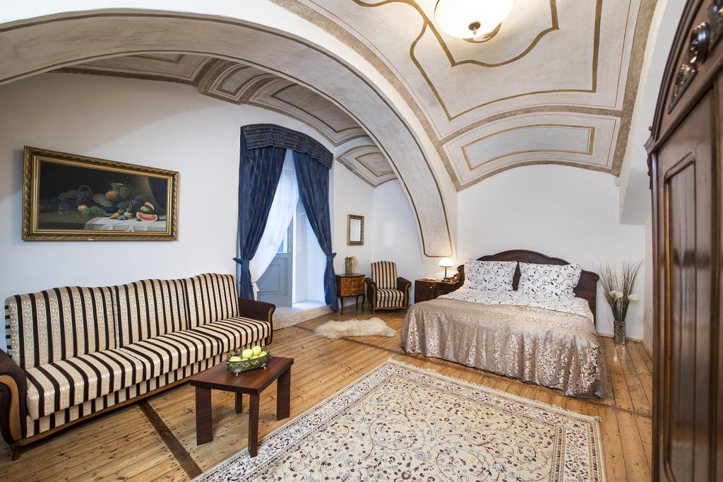 Chateau Grandcastle Liptovský Hrádok Exterior foto